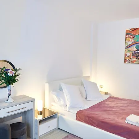 アパート Promenada Mamaia Nord ナボダリ