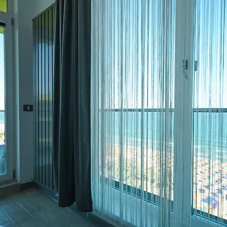 Promenada Mamaia Nord Apartment