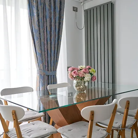 Апартаменты Promenada Mamaia Nord