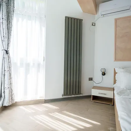 Promenada Mamaia Nord Апартаменты Нэводари