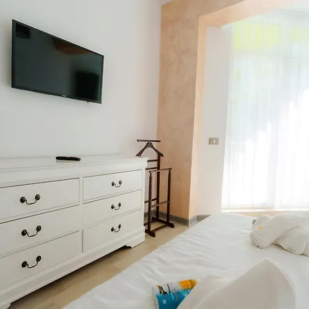 Promenada Mamaia Nord Апартаменты *